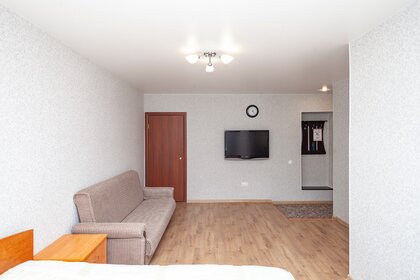 45 м², 2-комнатная квартира 2 000 ₽ в сутки - изображение 48