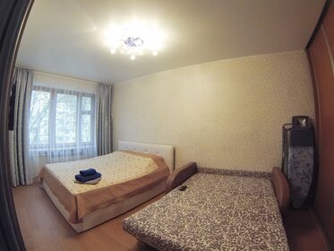 31 м², 1-комнатная квартира 1 800 ₽ в сутки - изображение 70