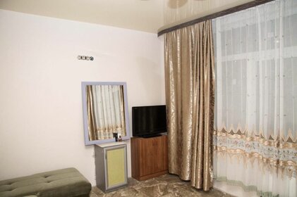 Купить 4-комнатную квартиру в монолитном доме на улице Ленинский проспект в Москве - изображение 22