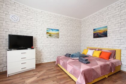 45 м², 1-комнатная квартира 4 200 ₽ в сутки - изображение 77