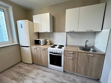 30 м², квартира-студия 3 999 ₽ в сутки - изображение 59