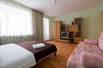 42 м², 1-комнатная квартира 1 800 ₽ в сутки - изображение 23