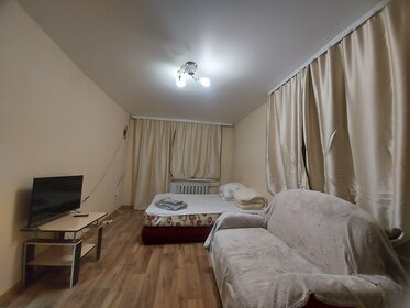 18 м², квартира-студия 2 000 ₽ в сутки - изображение 36