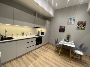 68 м², 2-комнатная квартира 6 480 ₽ в сутки - изображение 100