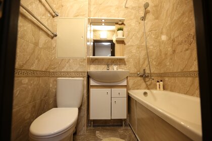 45 м², 1-комнатная квартира 2 700 ₽ в сутки - изображение 57