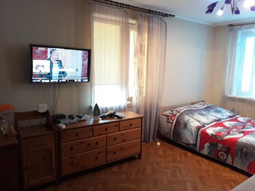 40 м², 1-комнатная квартира 2 200 ₽ в сутки - изображение 55