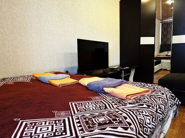 41 м², 1-комнатная квартира 2 800 ₽ в сутки - изображение 37