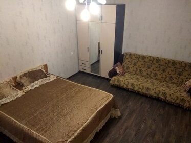 42 м², 1-комнатная квартира 2 700 ₽ в сутки - изображение 77