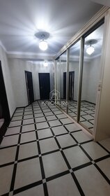 90 м², 4-комнатная квартира 12 500 ₽ в сутки - изображение 94