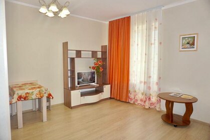 43 м², квартира-студия 1 700 ₽ в сутки - изображение 57