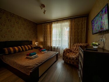 65 м², 2-комнатная квартира 2 490 ₽ в сутки - изображение 44