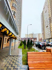 Купить двухкомнатную квартиру с балконом на улице Мартеновская в Москве - изображение 43