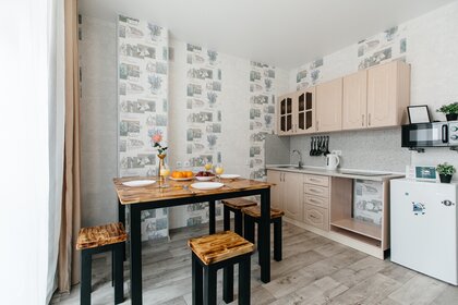 20 м², квартира-студия 1 700 ₽ в сутки - изображение 36