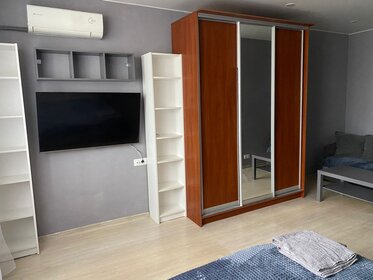 40 м², 1-комнатная квартира 2 200 ₽ в сутки - изображение 87