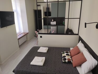 26 м², квартира-студия 3 900 ₽ в сутки - изображение 47