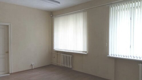 Купить квартиру без отделки или требует ремонта в районе Ростокино в Москве и МО - изображение 32