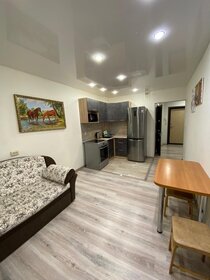 38 м², 1-комнатная квартира 2 200 ₽ в сутки - изображение 59