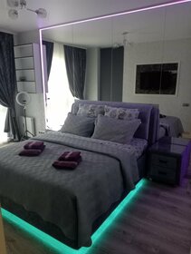 61 м², 2-комнатная квартира 3 290 ₽ в сутки - изображение 76