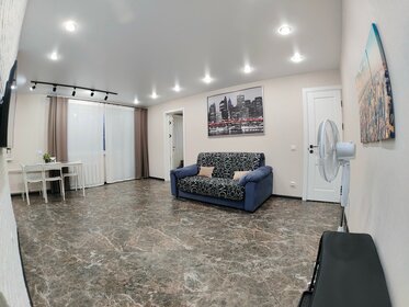 48 м², 3-комнатная квартира 3 000 ₽ в сутки - изображение 25