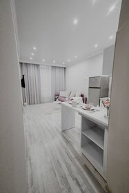 53 м², 2-комнатная квартира 2 300 ₽ в сутки - изображение 60