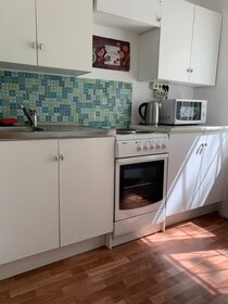 32 м², 1-комнатная квартира 2 500 ₽ в сутки - изображение 54