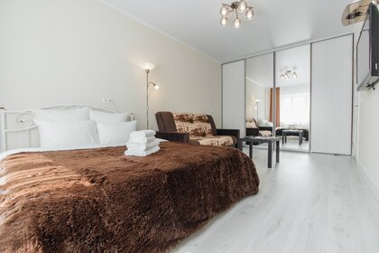 43 м², 1-комнатная квартира 1 700 ₽ в сутки - изображение 70