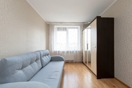 56 м², 2-комнатная квартира 2 900 ₽ в сутки - изображение 59