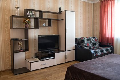 38 м², 1-комнатная квартира 1 800 ₽ в сутки - изображение 123