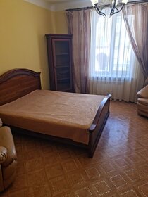 55 м², 2-комнатная квартира 2 200 ₽ в сутки - изображение 37