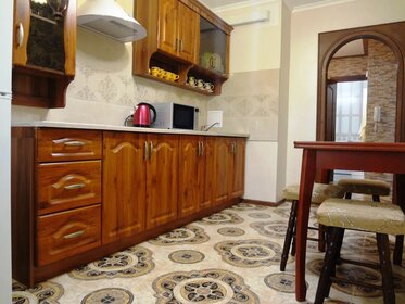 43 м², 1-комнатная квартира 1 900 ₽ в сутки - изображение 35