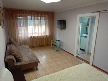 33 м², 1-комнатная квартира 1 300 ₽ в сутки - изображение 24