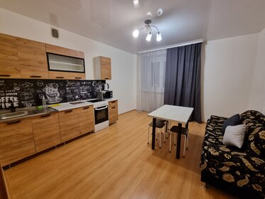 53 м², 2-комнатная квартира 2 000 ₽ в сутки - изображение 88