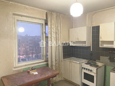 Купить квартиру с высокими потолками на улице Авиаторов в Смоленске - изображение 21