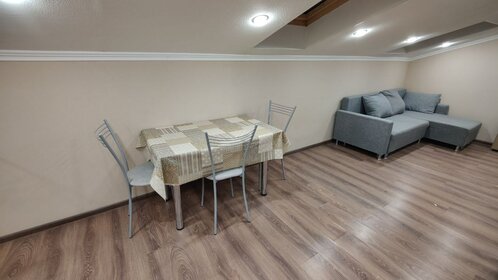 57 м², 2-комнатная квартира 3 300 ₽ в сутки - изображение 80