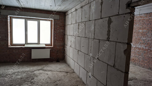 Купить трехкомнатную квартиру с современным ремонтом в Петергофе - изображение 44