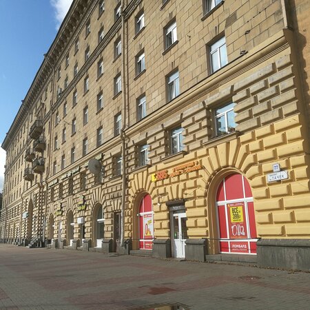 Алиса просп стачек 16 фото Продажа комнаты в 4-комнатной квартире 19,7 м² по адресу Санкт-Петербург, проспе