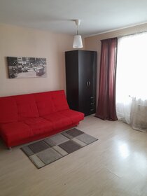 42 м², 1-комнатная квартира 1 800 ₽ в сутки - изображение 95