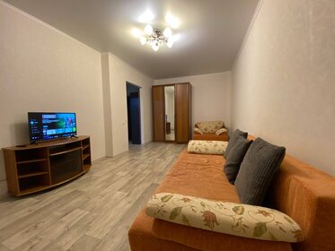 45 м², 1-комнатная квартира 1 600 ₽ в сутки - изображение 55