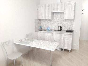 30 м², квартира-студия 1 900 ₽ в сутки - изображение 79