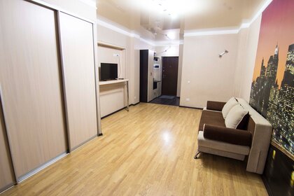 33 м², 1-комнатная квартира 1 700 ₽ в сутки - изображение 30