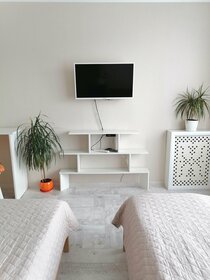 32,4 м², 1-комнатная квартира 4 200 ₽ в сутки - изображение 54