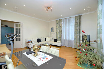Купить трехкомнатную квартиру с лоджией в ЖК «Ласточкино гнездо» в Санкт-Петербурге и ЛО - изображение 22