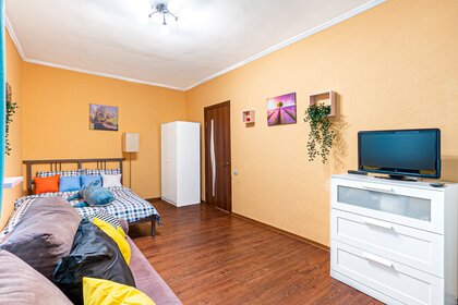 35 м², 1-комнатная квартира 2 500 ₽ в сутки - изображение 81