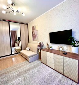 30 м², квартира-студия 2 500 ₽ в сутки - изображение 77