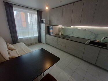 45 м², 1-комнатная квартира 3 500 ₽ в сутки - изображение 73