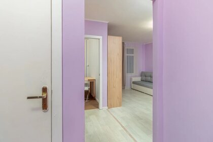 32 м², 1-комнатная квартира 2 300 ₽ в сутки - изображение 91