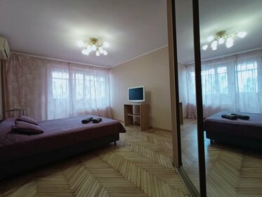 38 м², 1-комнатная квартира 2 790 ₽ в сутки - изображение 58