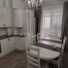 Квартира 81,6 м², 2-комнатная - изображение 2