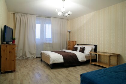 42 м², 1-комнатная квартира 2 300 ₽ в сутки - изображение 51