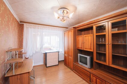 Купить 4-комнатную квартиру на вторичном рынке у метро Октябрьская в Новосибирске - изображение 20